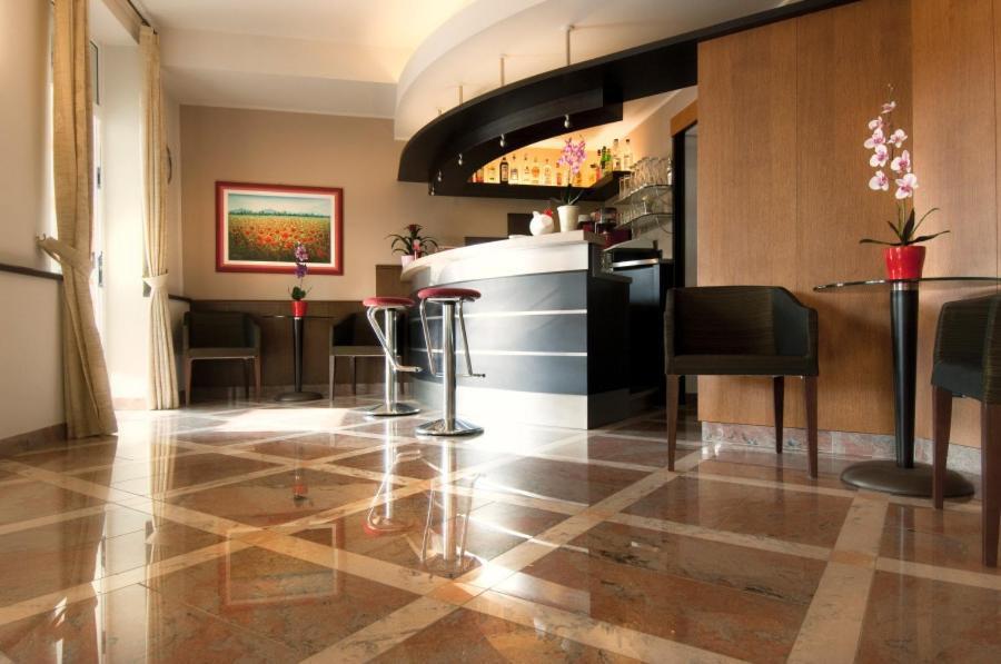 Hotel Villa Olivo Resort 3S Бардолино Экстерьер фото