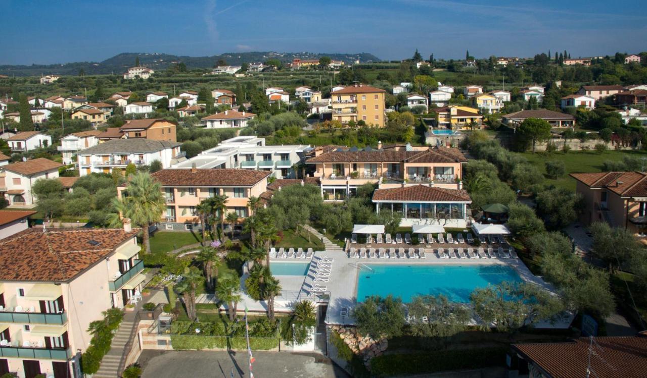 Hotel Villa Olivo Resort 3S Бардолино Экстерьер фото